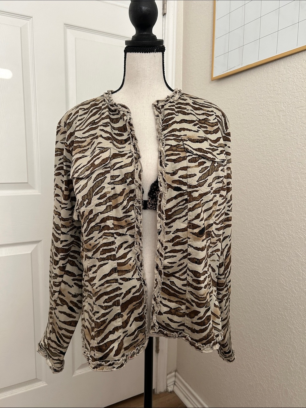 Chico's Neutral Animal-Print Open Front Jacket, Sz. L or XL, Gently Used.
